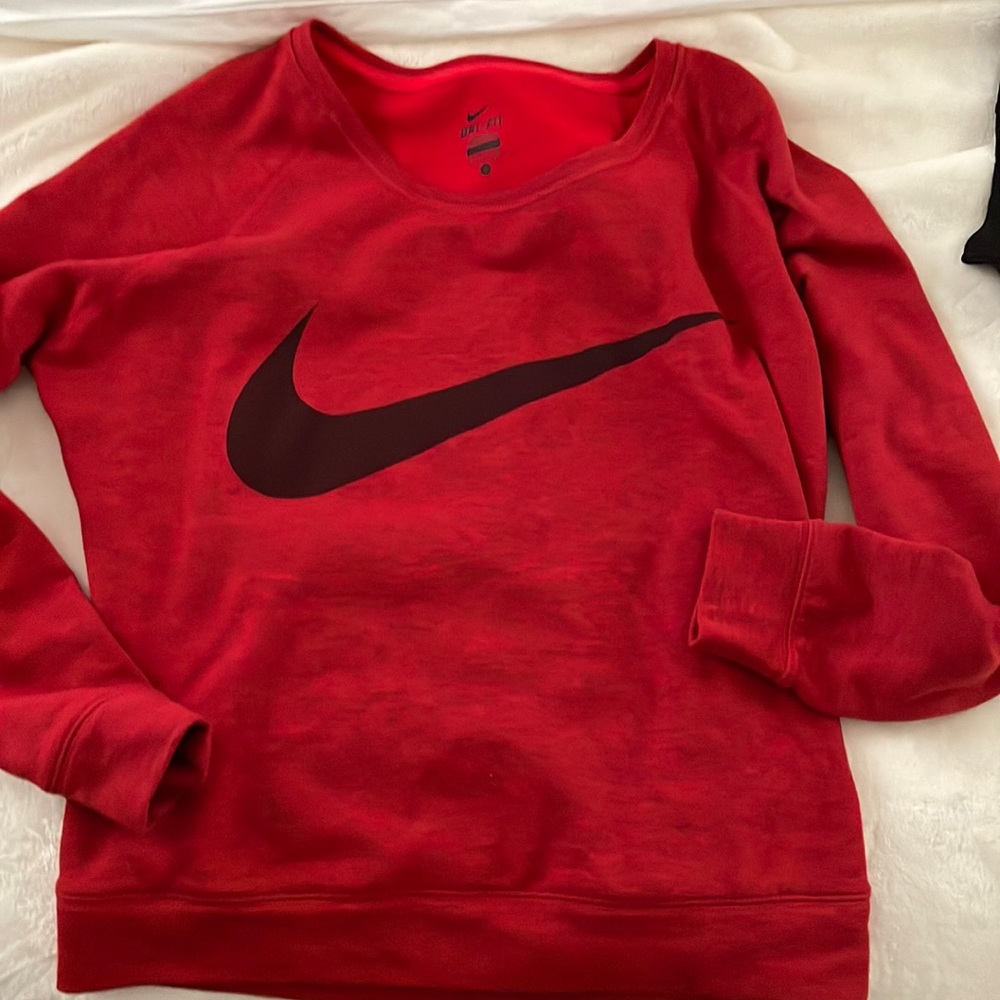Nike sweatshirt